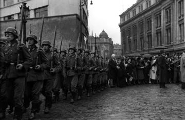 Les sanglots longs - Bruxelles sous l'occupation